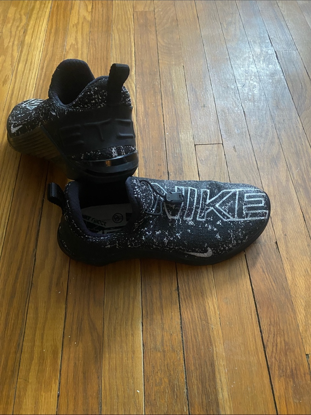 Nike React Metcon Black White Speckled Slip-On Athletic Sneakers